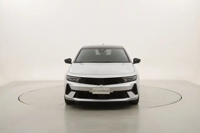Opel Astra view 8