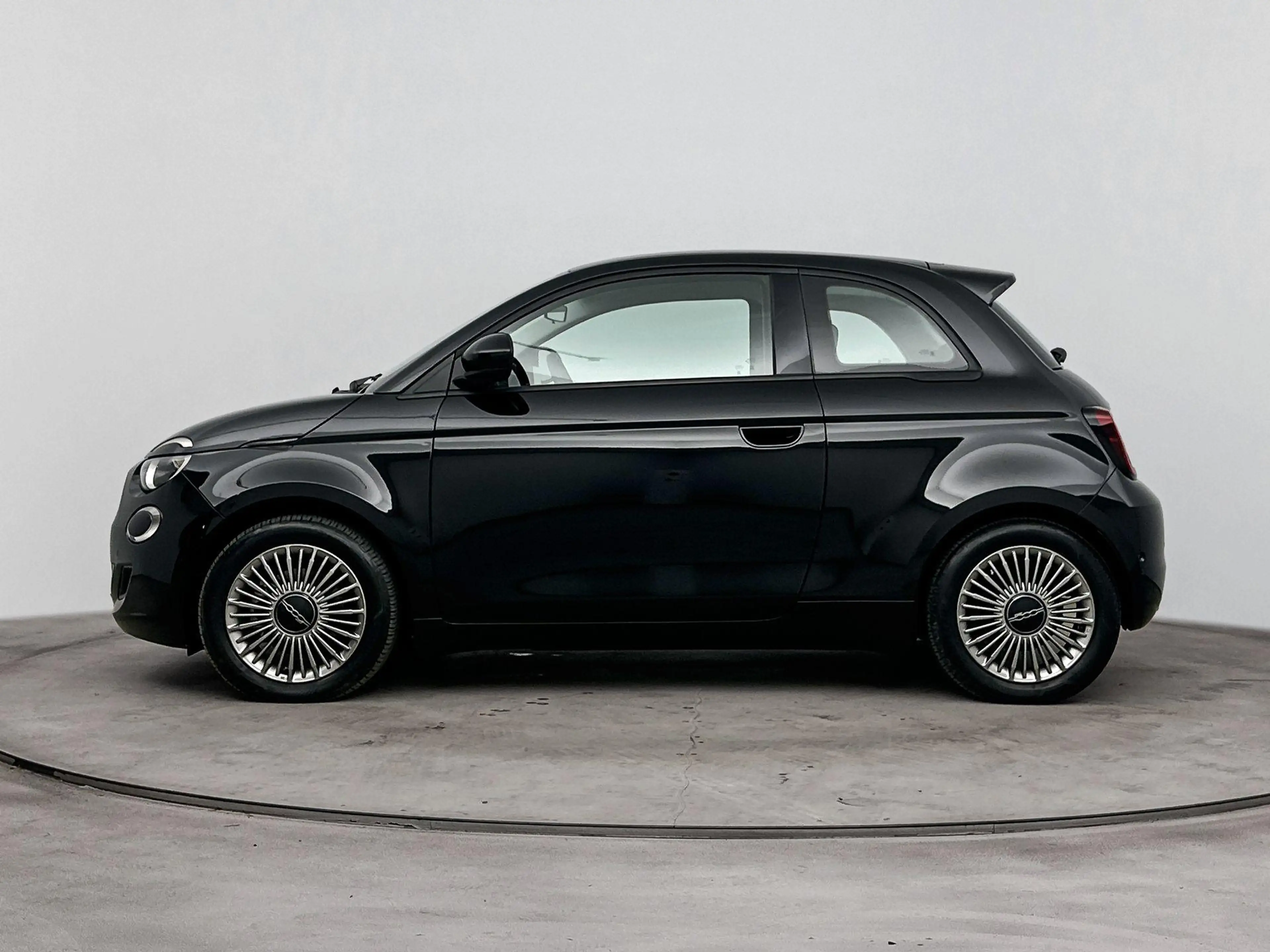 Fiat 500 URBAN 42 kWh | SoH 94,4% | CLIMA | CRUISE | CAMERA — photo 3