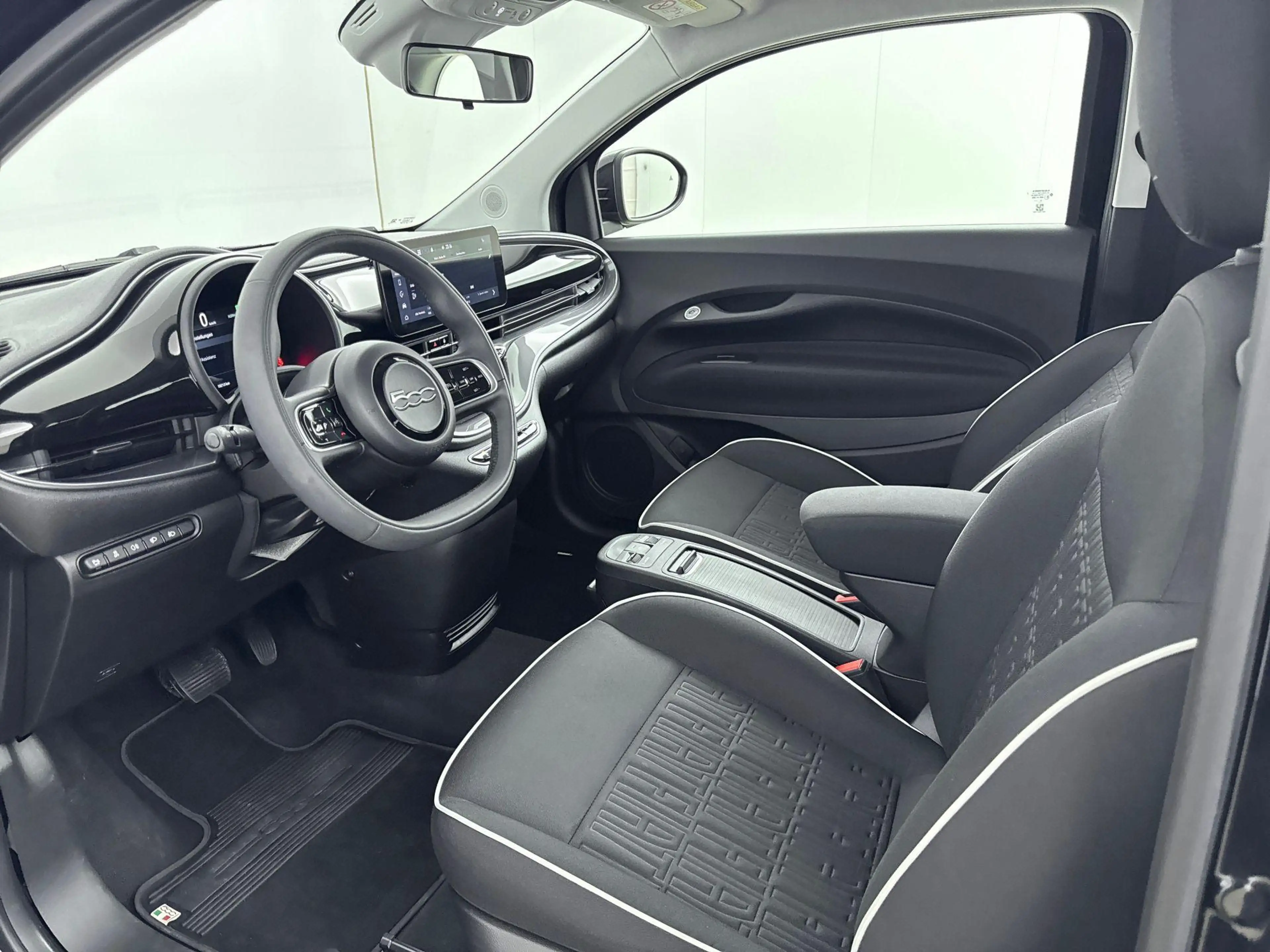 Fiat 500 URBAN 42 kWh | SoH 94,4% | CLIMA | CRUISE | CAMERA — photo 10