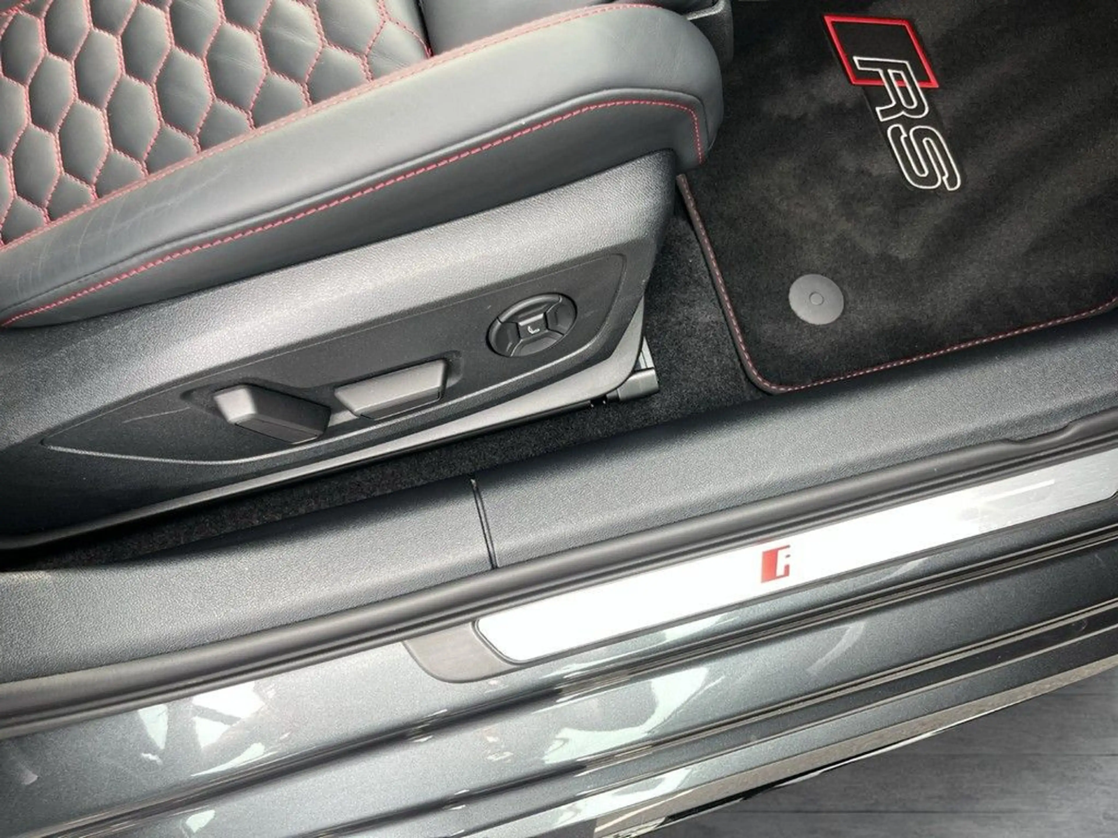 Audi RS3 2.5 TFSI quattro Matrix HeadUp Na — photo 23