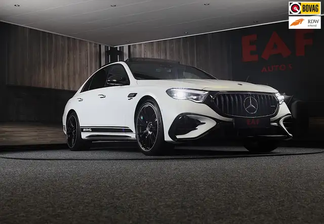 Mercedes-Benz E 53 AMG 4MATIC+ Edition 1 / Hyperscreen / Performance Zete