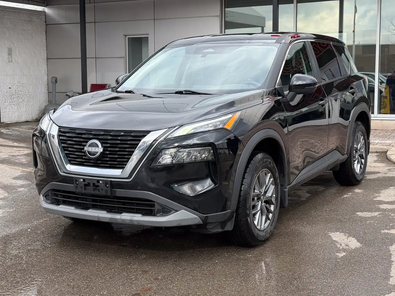 Nissan Rogue снимка Nissan Rogue