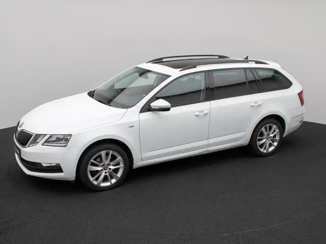 Skoda Octavia view 12