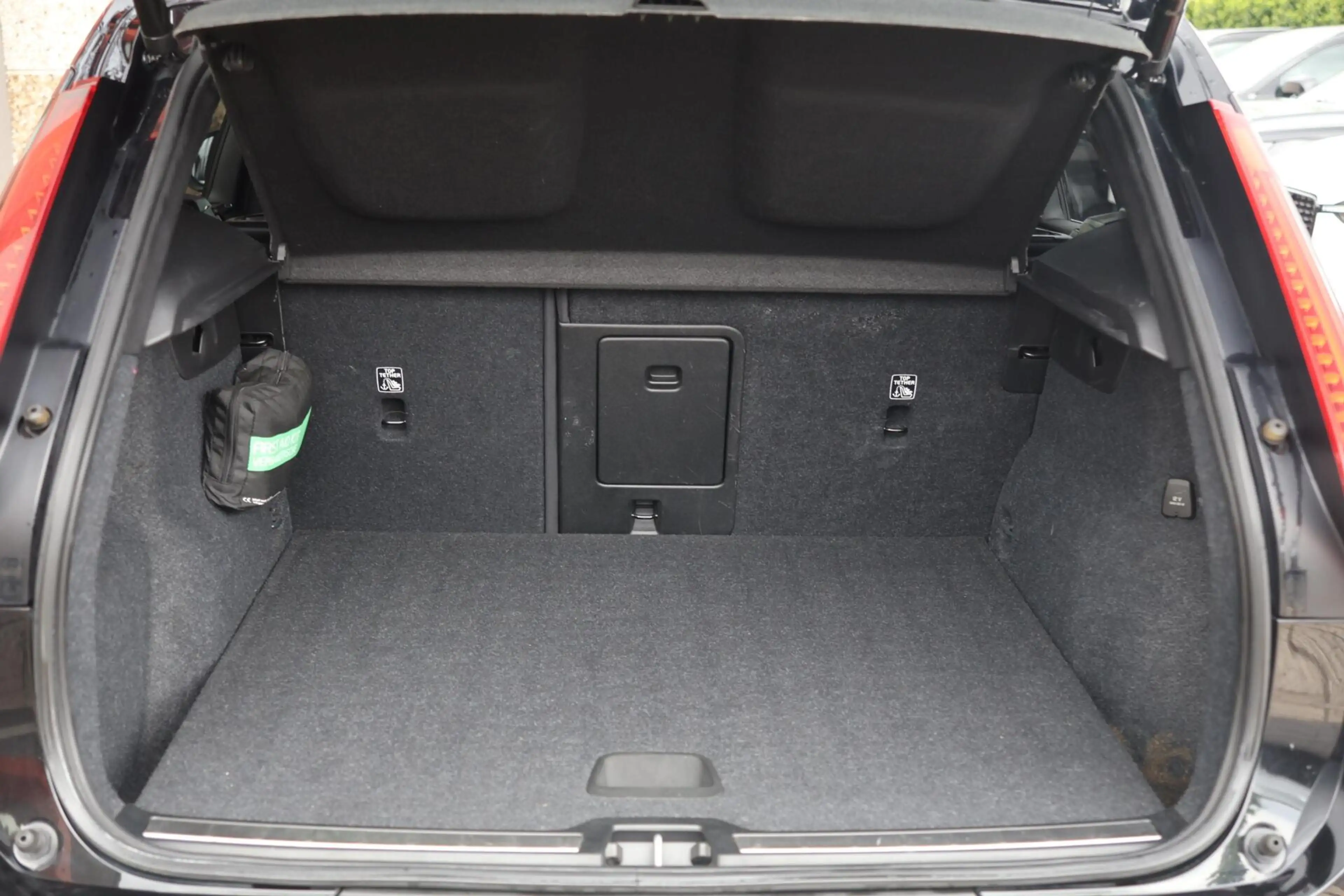 Volvo XC40 T4 Recharge Plus Bright | Stoelverwarming | Trekha — photo 15