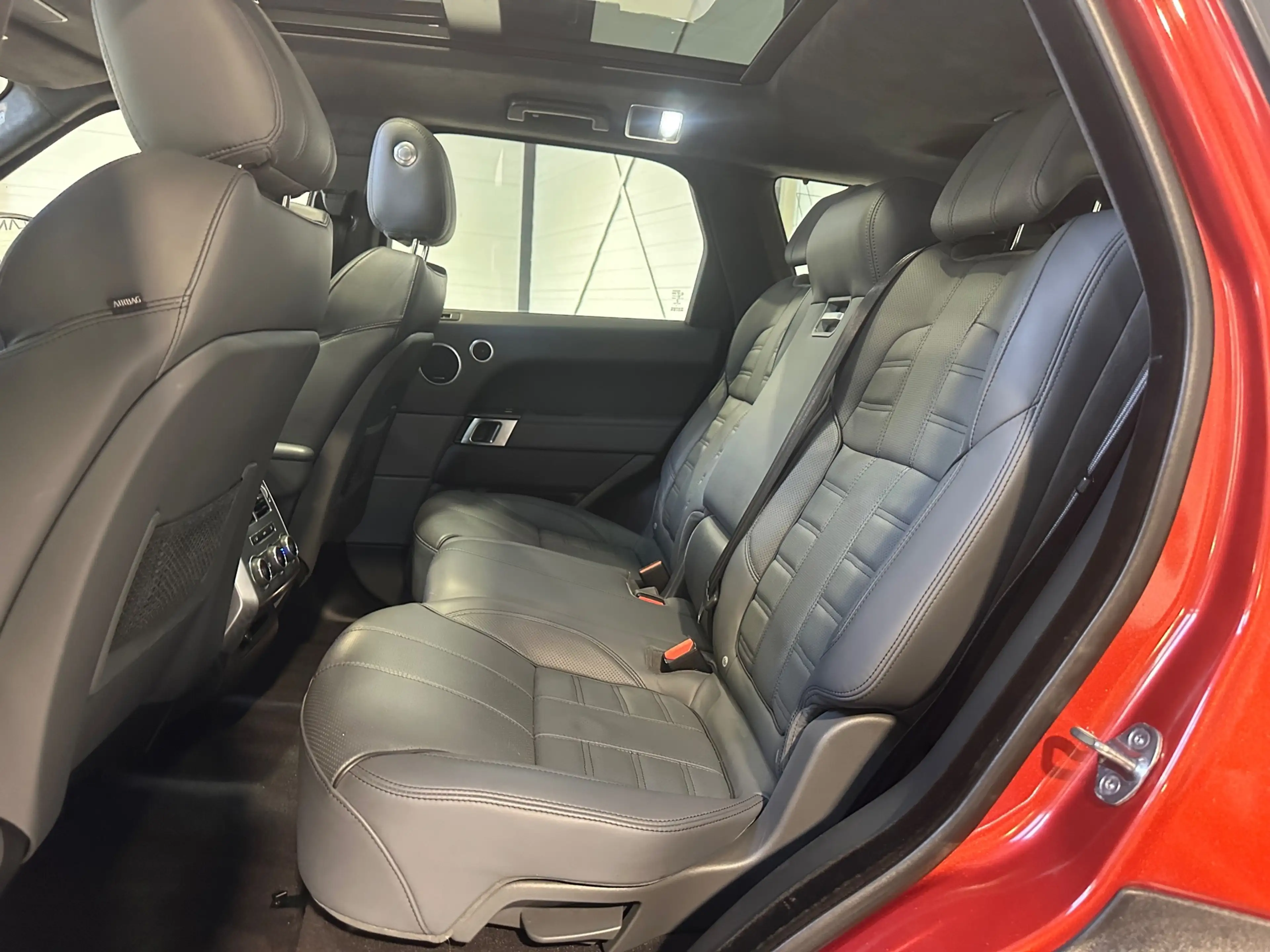 Land Rover Range Rover Sport 3.0 SDV6 Autobiography Dynamic — photo 12