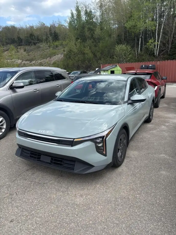 2025 Kia K4