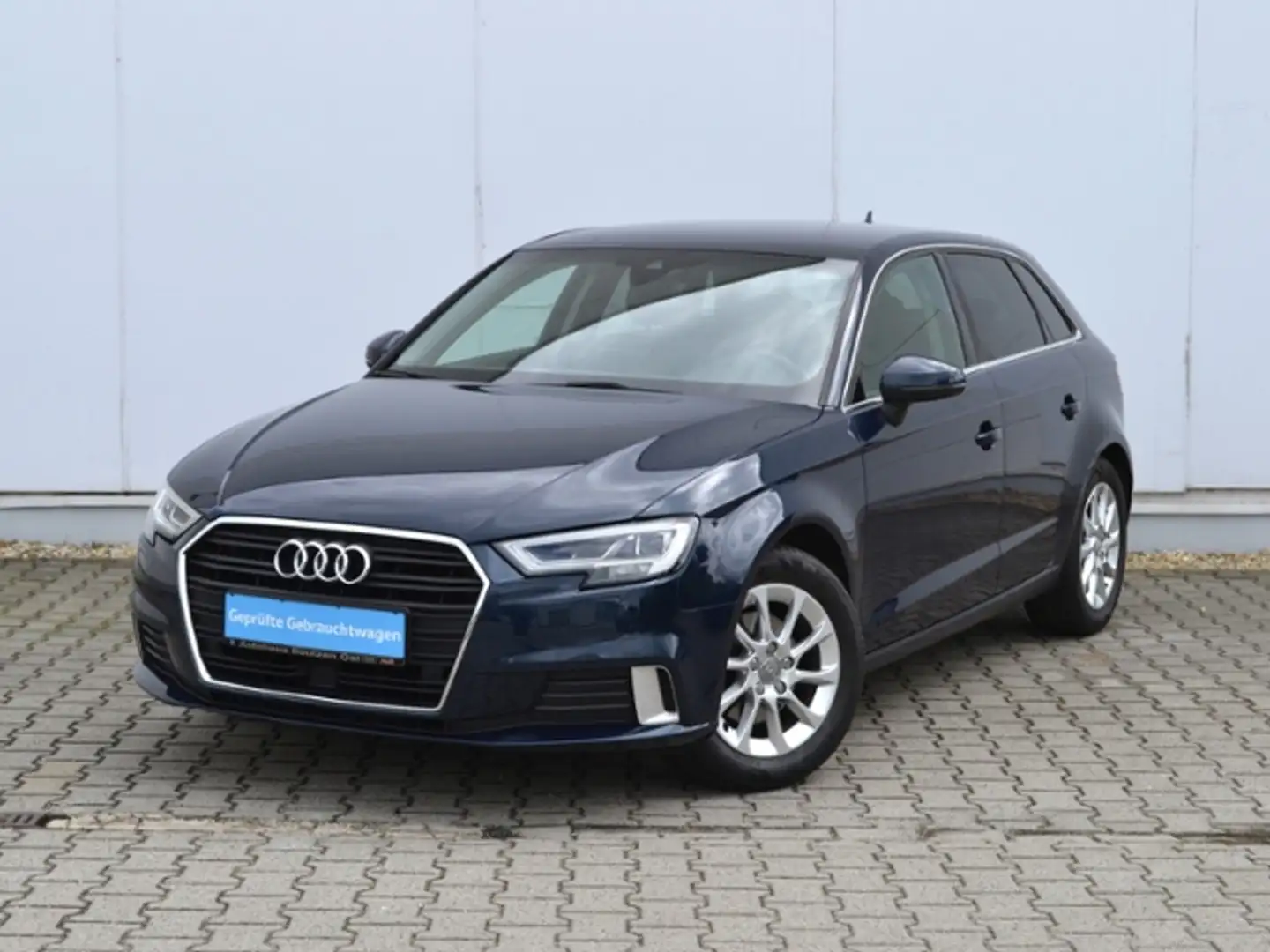Audi A3 Sportback Sport 1.0 TFSI S-tronic LED/17-ZOLL+SFW Blau - 2