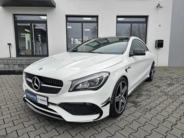 Mercedes-Benz CLA 250 AMG Sportpaket LED LEDER PANO NAVI RFK