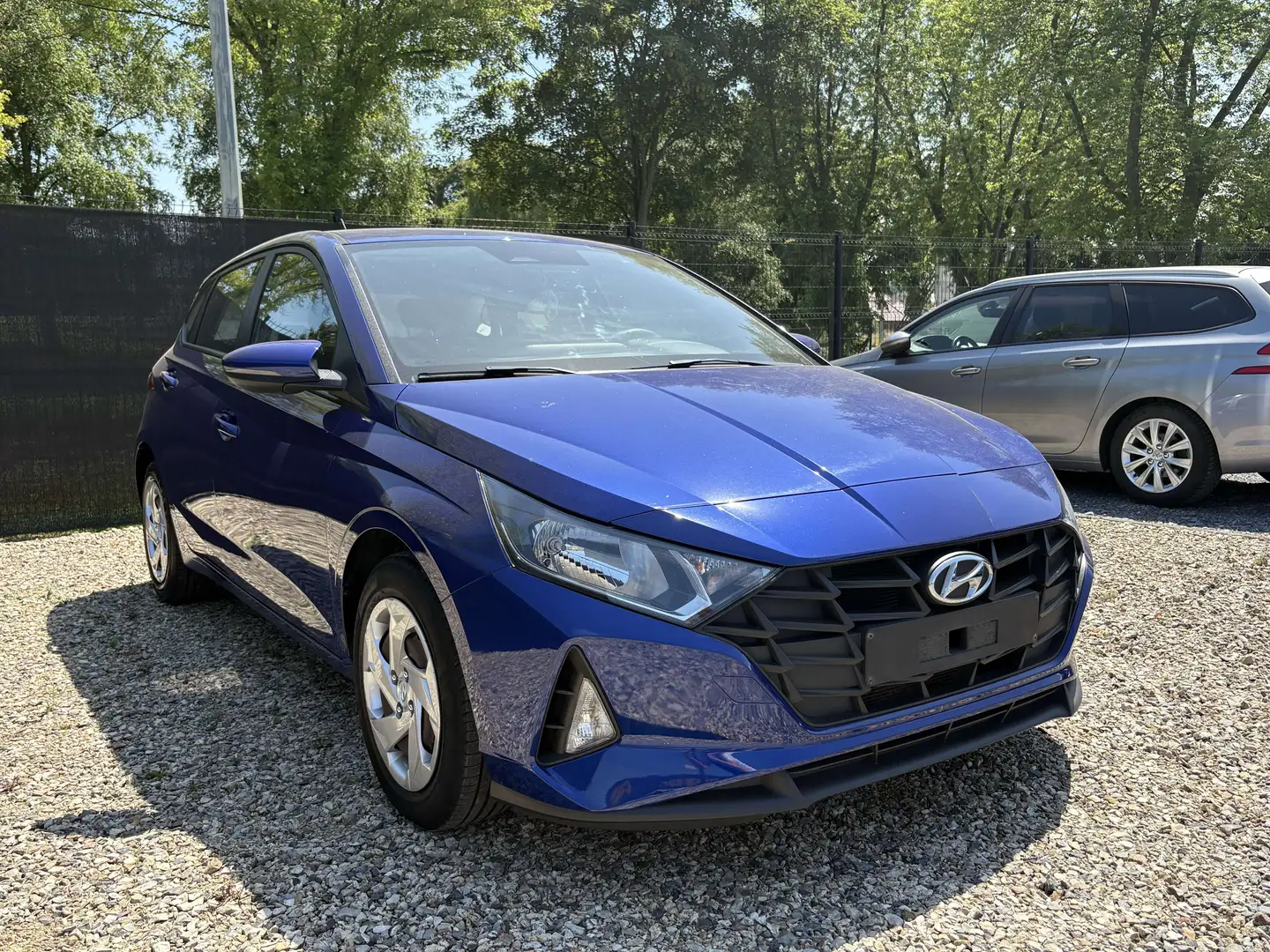 Hyundai i20 1.2i Air  1e PROP - LEGER ACCIDENT Bleu - 2