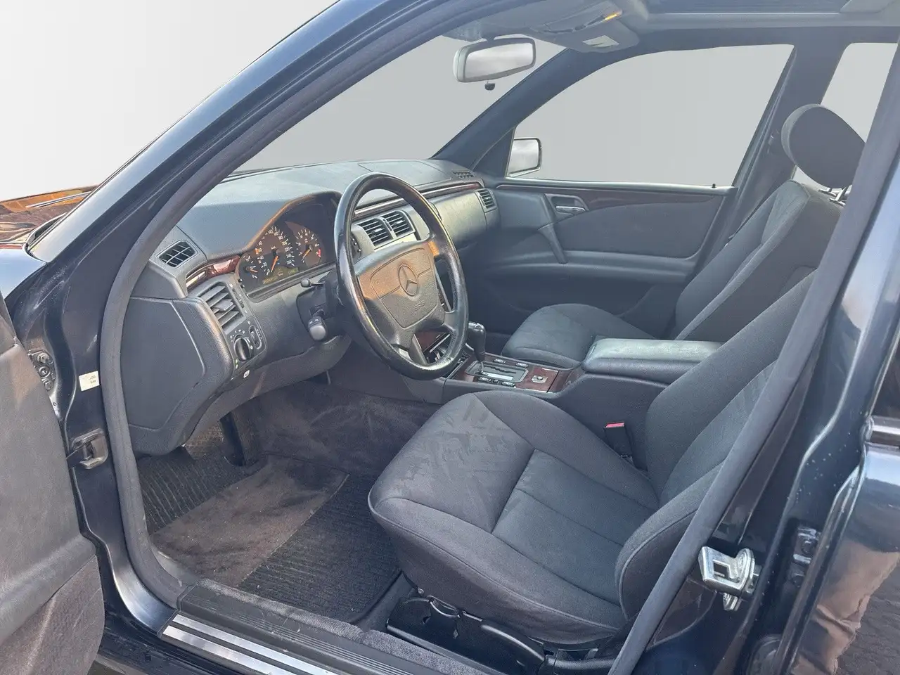 Mercedes-Benz E 280 ELEGANCE*KLIMA*SCHIEBEDACH*1-HAND*RENTNER, foto 8