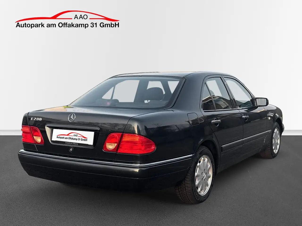Mercedes-Benz E 280 ELEGANCE*KLIMA*SCHIEBEDACH*1-HAND*RENTNER, foto 6