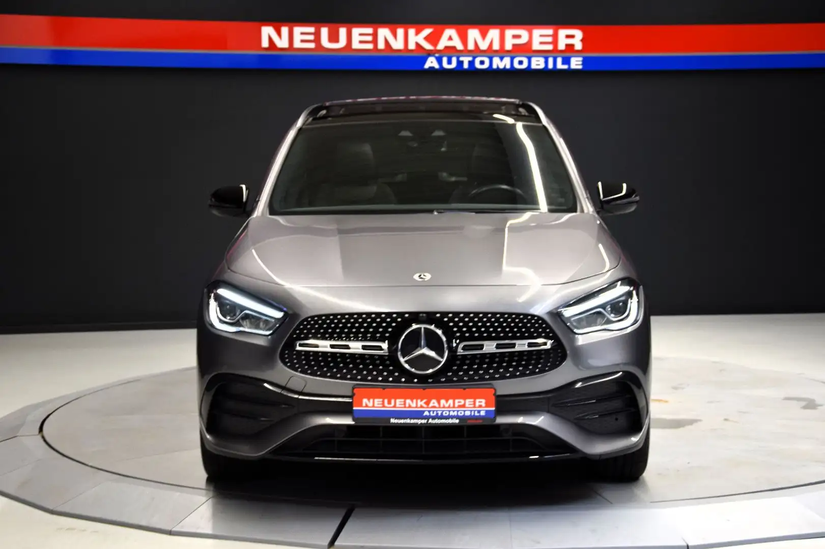 Mercedes-Benz GLA 200 AMG-Line LED Kamera Business Pano Gris - 2