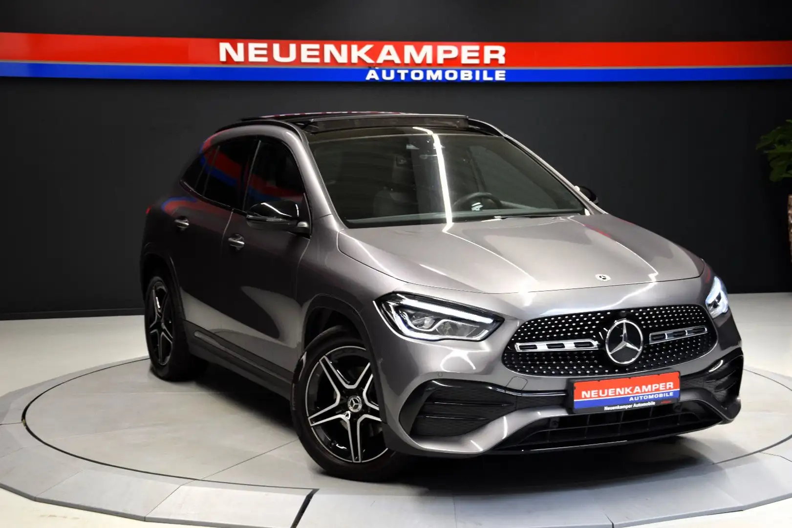 Mercedes-Benz GLA 200 AMG-Line LED Kamera Business Pano Gris - 1