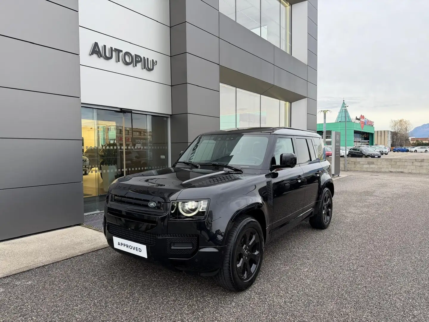 Land Rover Defender 110 3.0d i6 mhev X-DynSE awd 250cv aut IVA ESPOSTA Zwart - 1