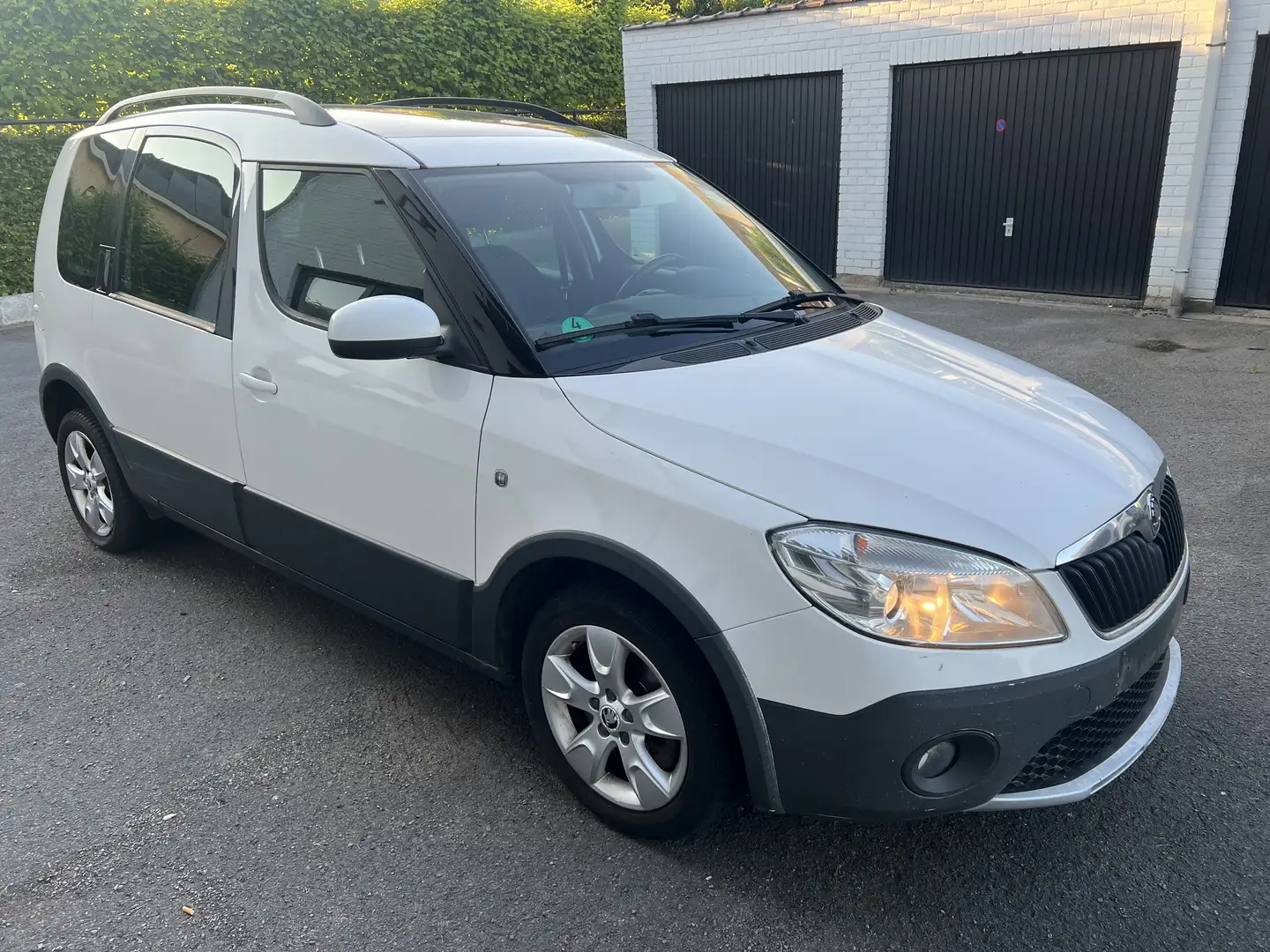 Skoda Roomster 1.6 CR TDi Ambiente DPF - 1