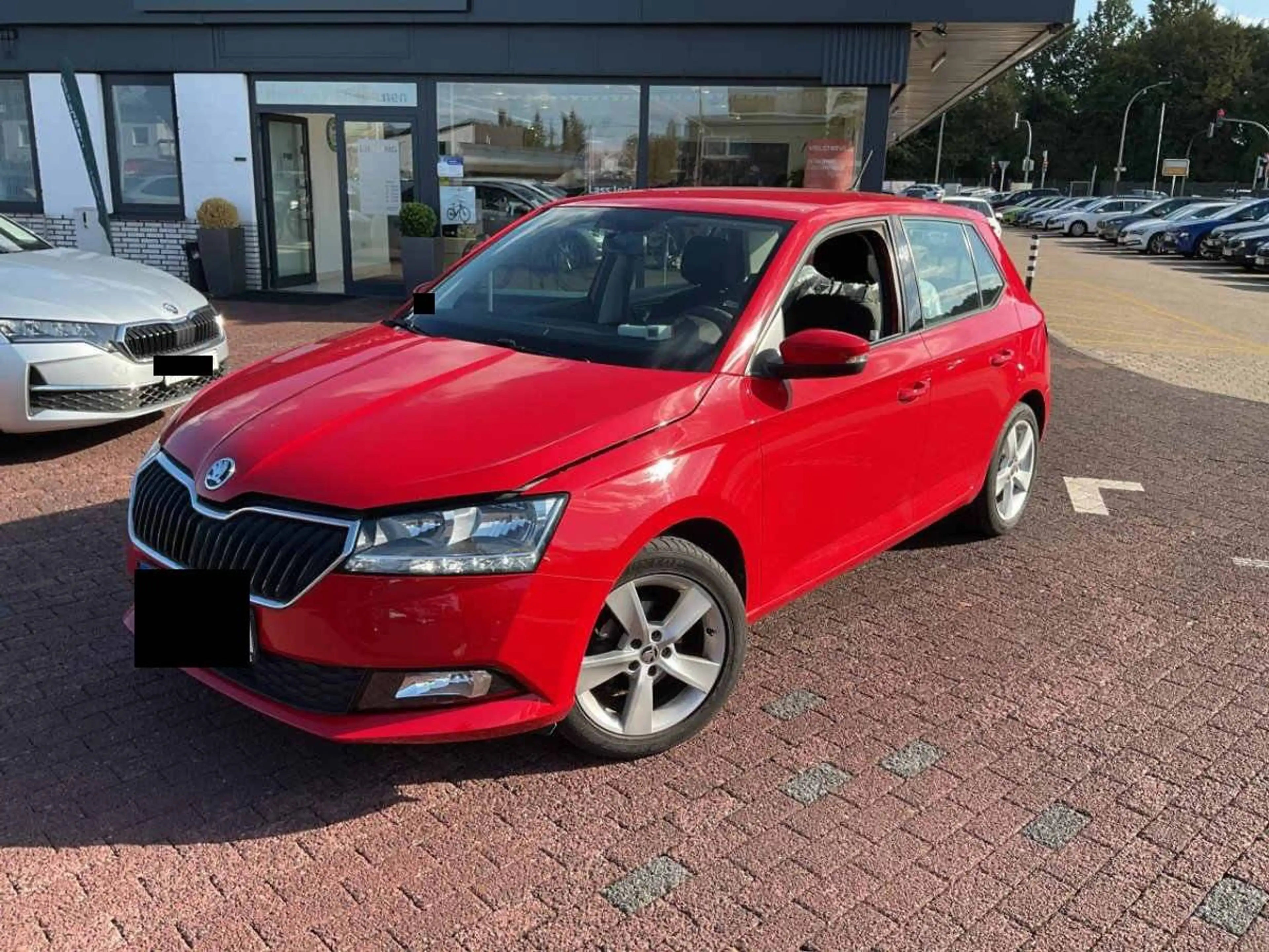 Skoda Fabia COOL PLUS/EINPARKHILFE/BLUETOOTH/DAB
