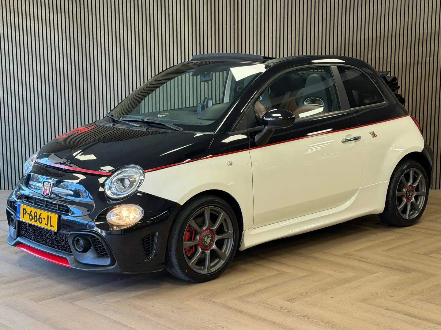 Abarth 500C 1.4-16V AUTOMAAT CABRIO SOFT-TOP LEDER AIRCO Schwarz - 2