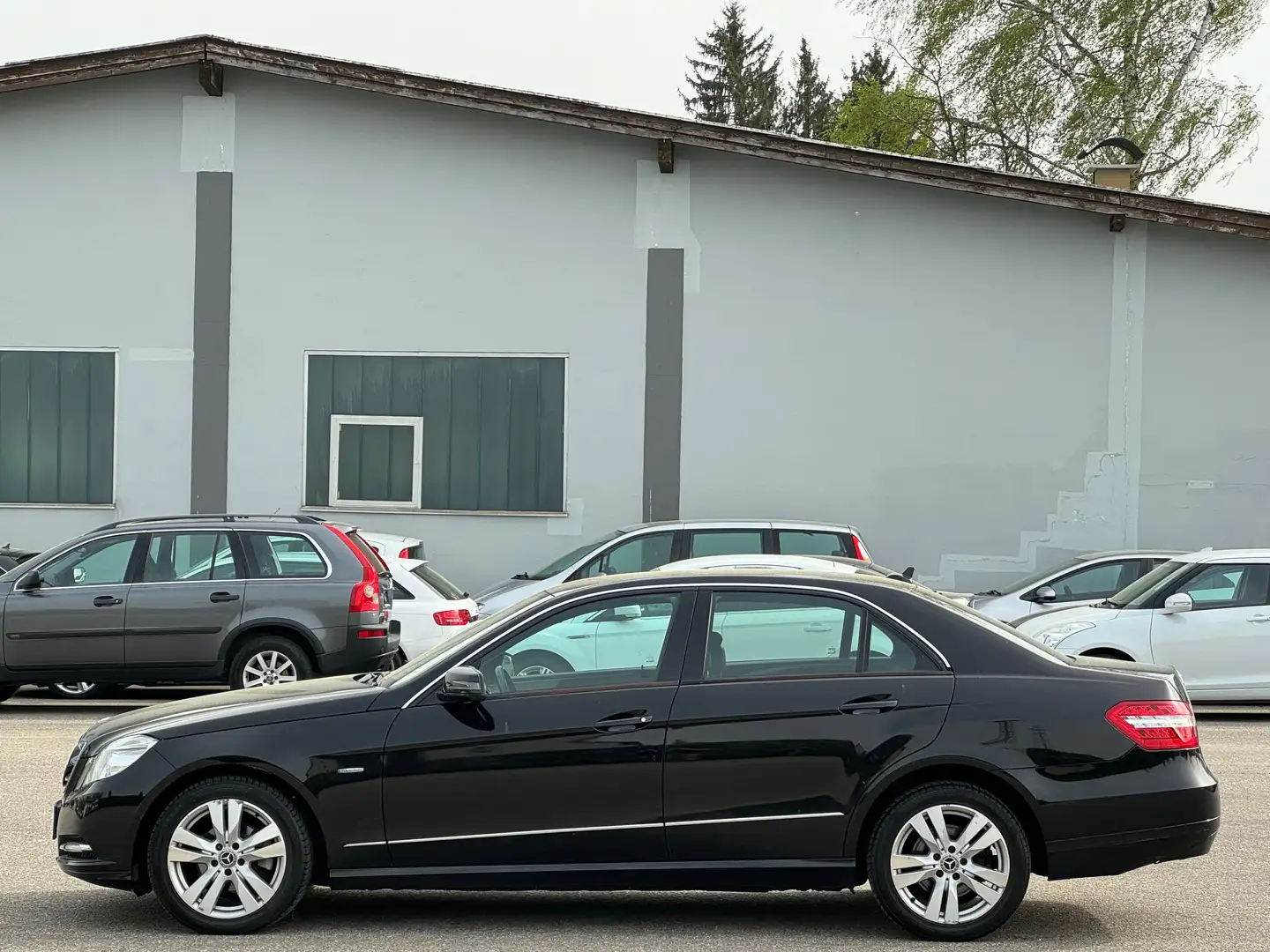 Mercedes-Benz E 220 E 220 CDI BlueEfficiency - Finanzierung - Pickerl Schwarz - 2