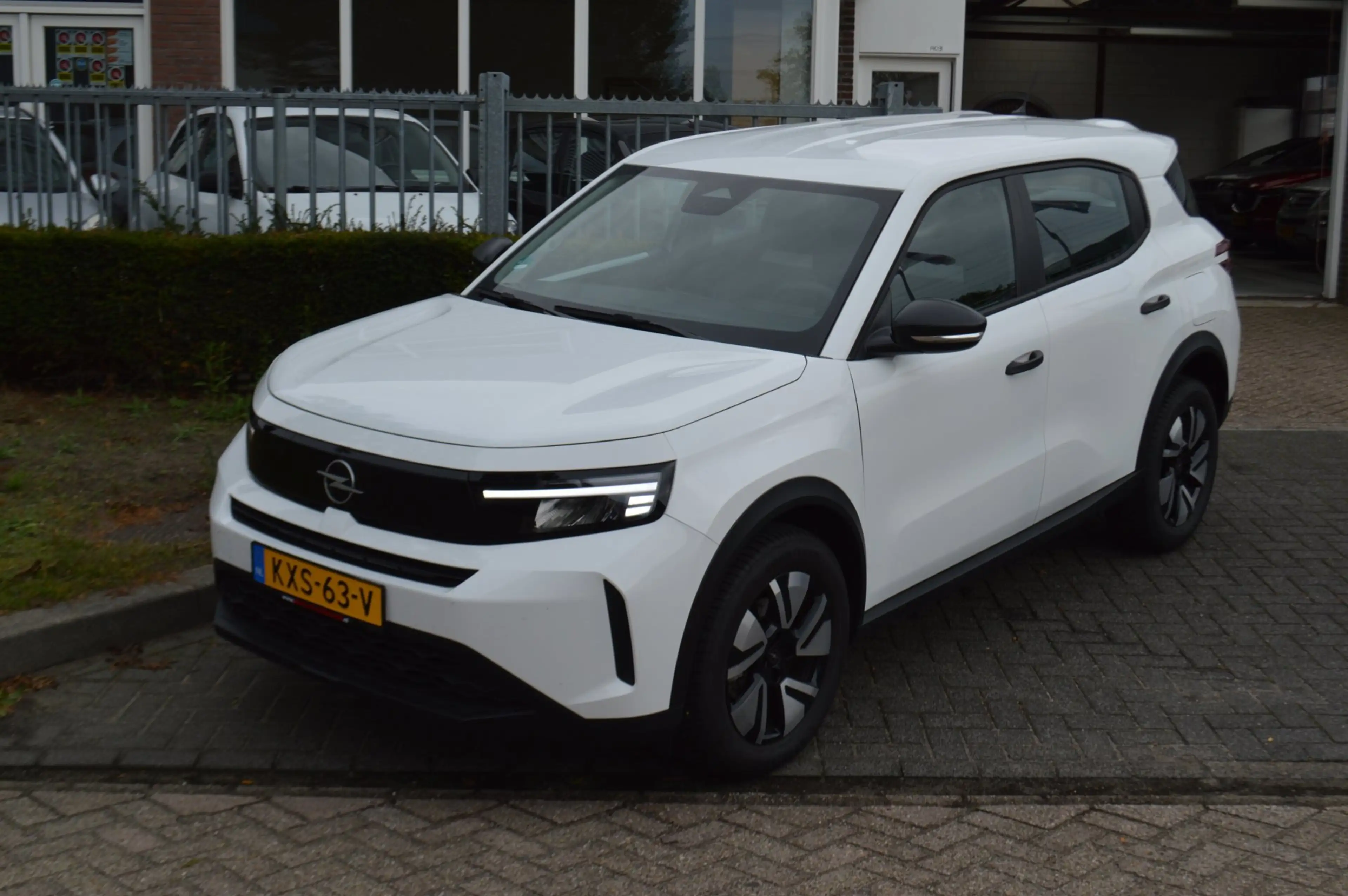 Opel Frontera 1.2T Hybrid Edition, All-season, NAVI, STOELVERWAR — photo 9