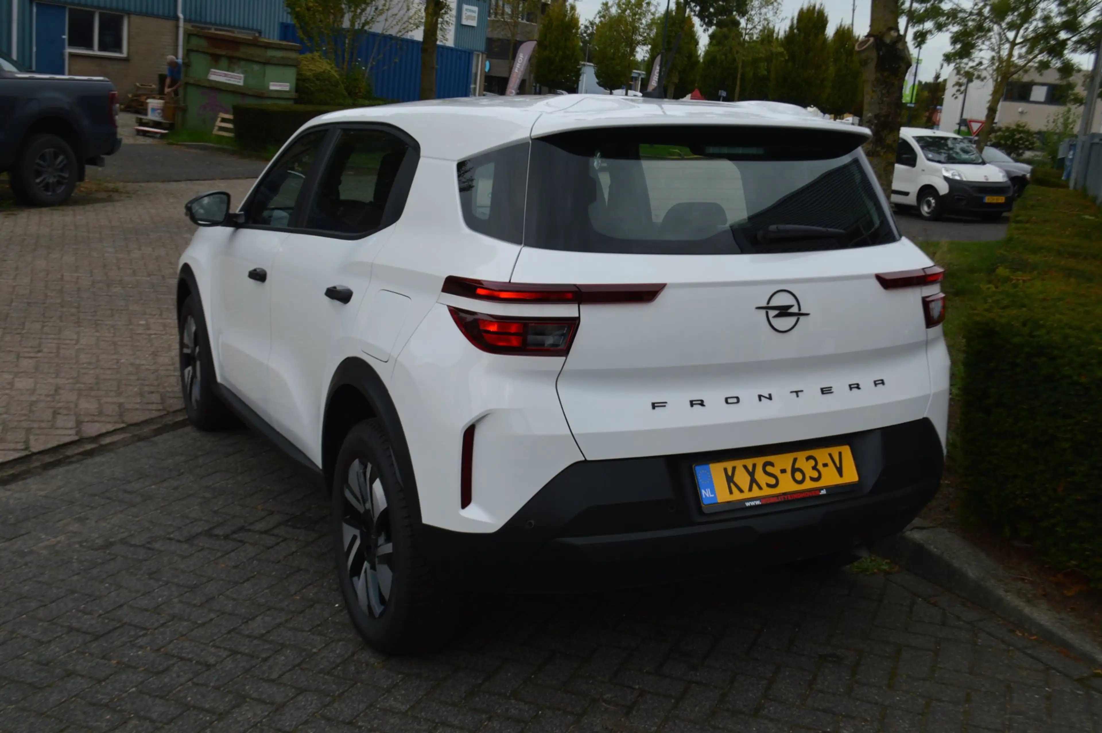 Opel Frontera 1.2T Hybrid Edition, All-season, NAVI, STOELVERWAR — photo 13