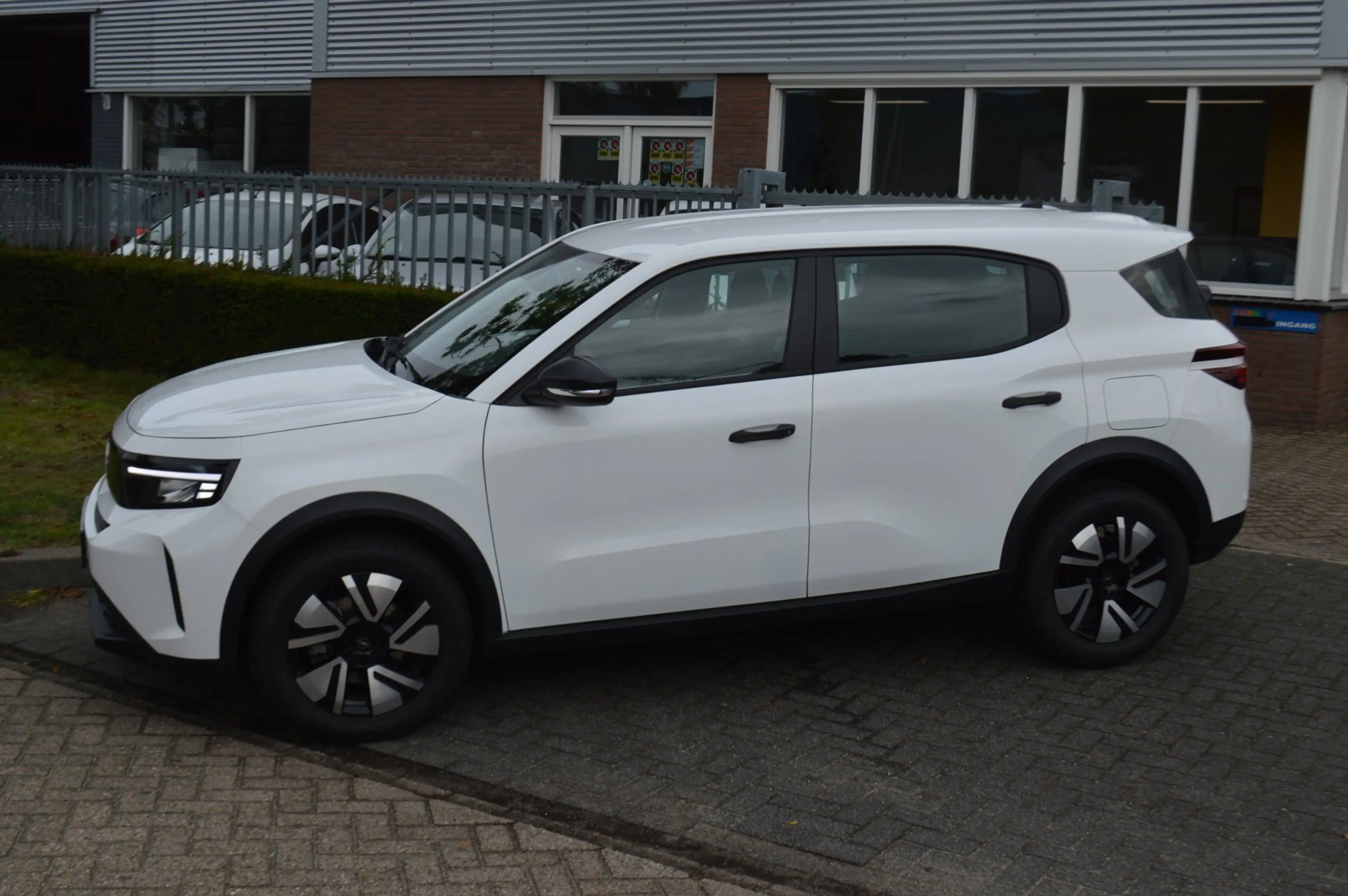 Opel Frontera 1.2T Hybrid Edition, All-season, NAVI, STOELVERWAR — photo 10