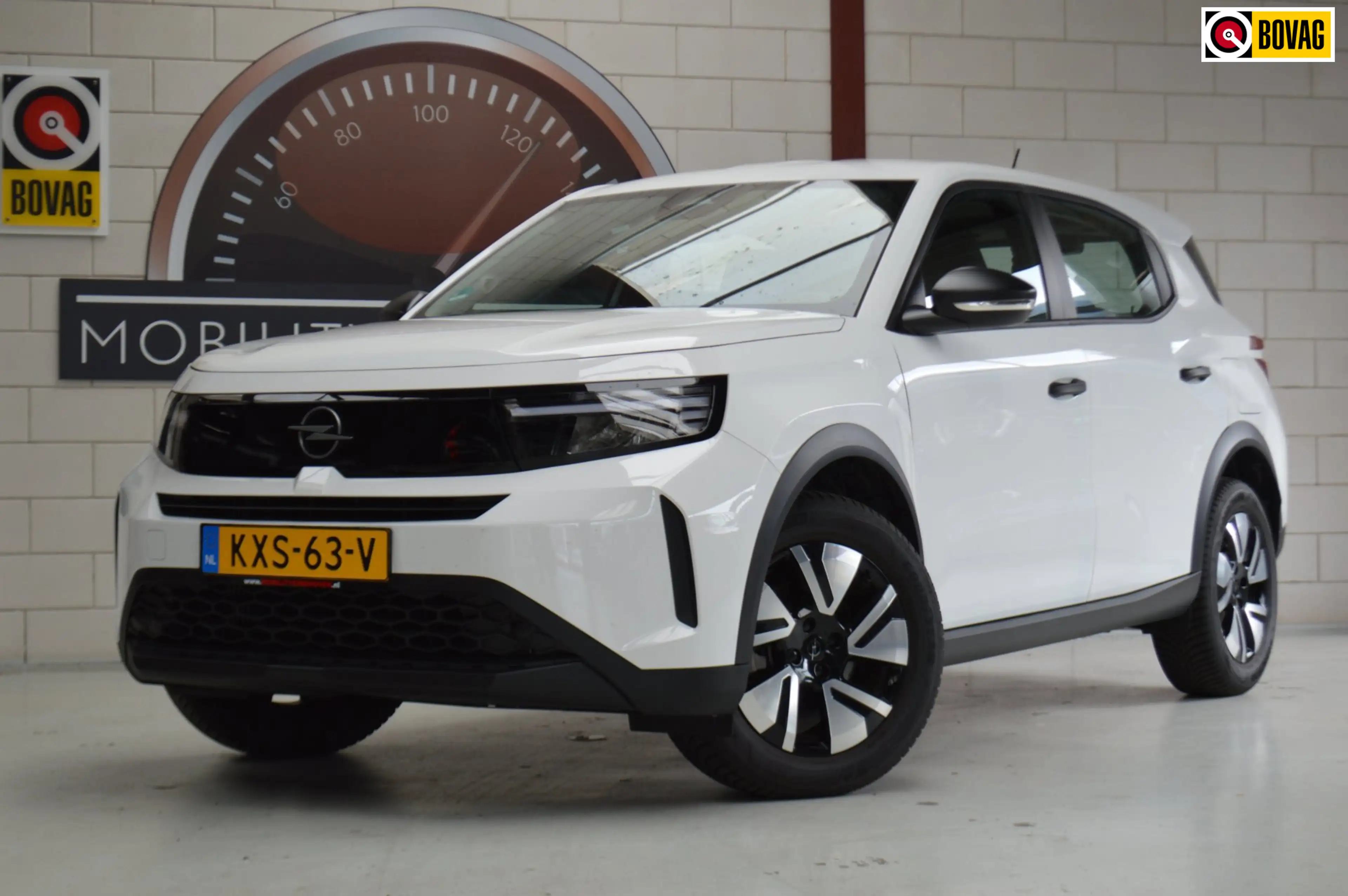 Opel Frontera 1.2T Hybrid Edition, All-season, NAVI, STOELVERWAR