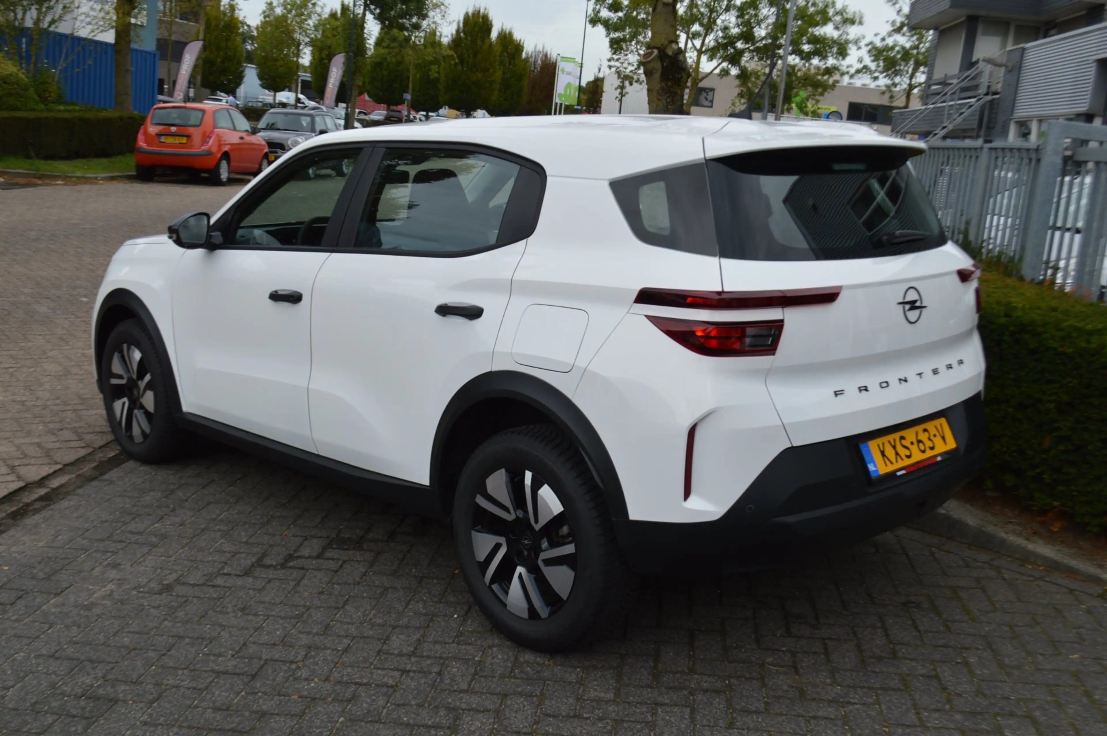 Opel Frontera 1.2T Hybrid Edition, All-season, NAVI, STOELVERWAR — photo 12