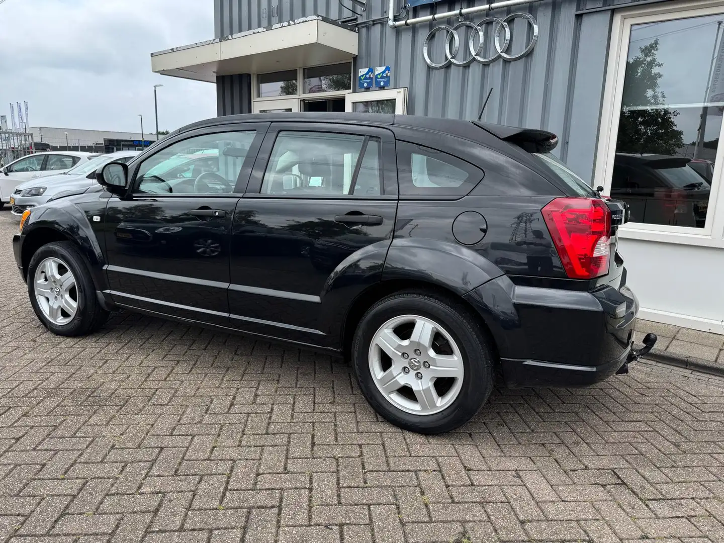 Dodge Caliber 1.8 SE Zwart - 2