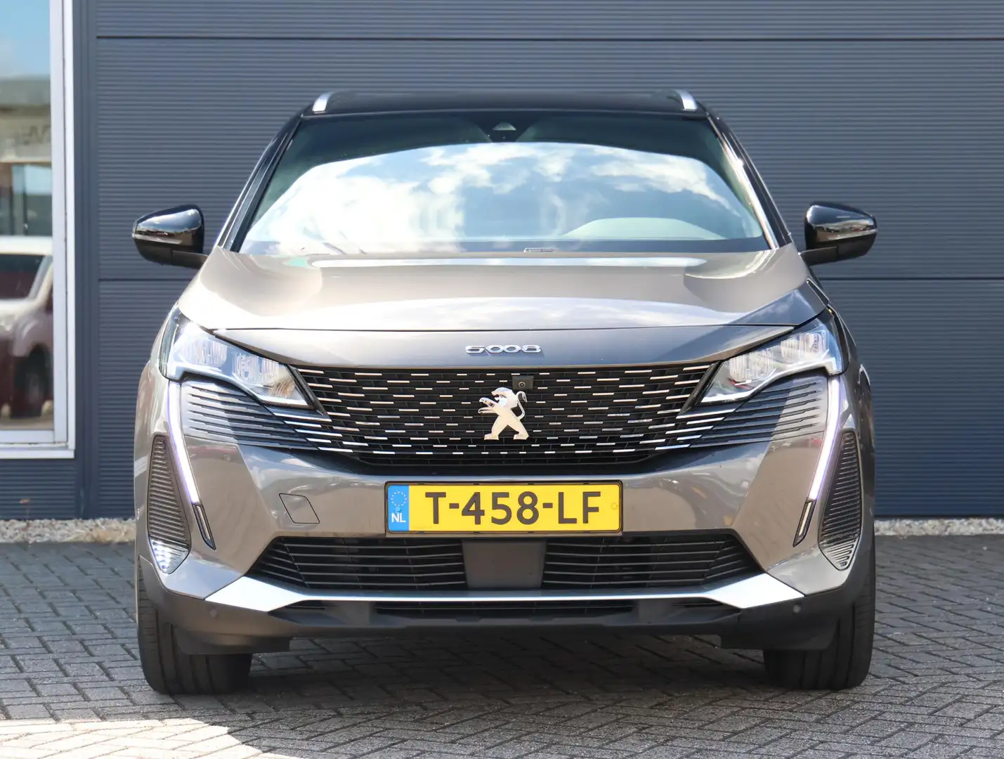 Peugeot 5008 130pk Allure | 1ste eigenaar | Trekhaak | Electris Grijs - 2