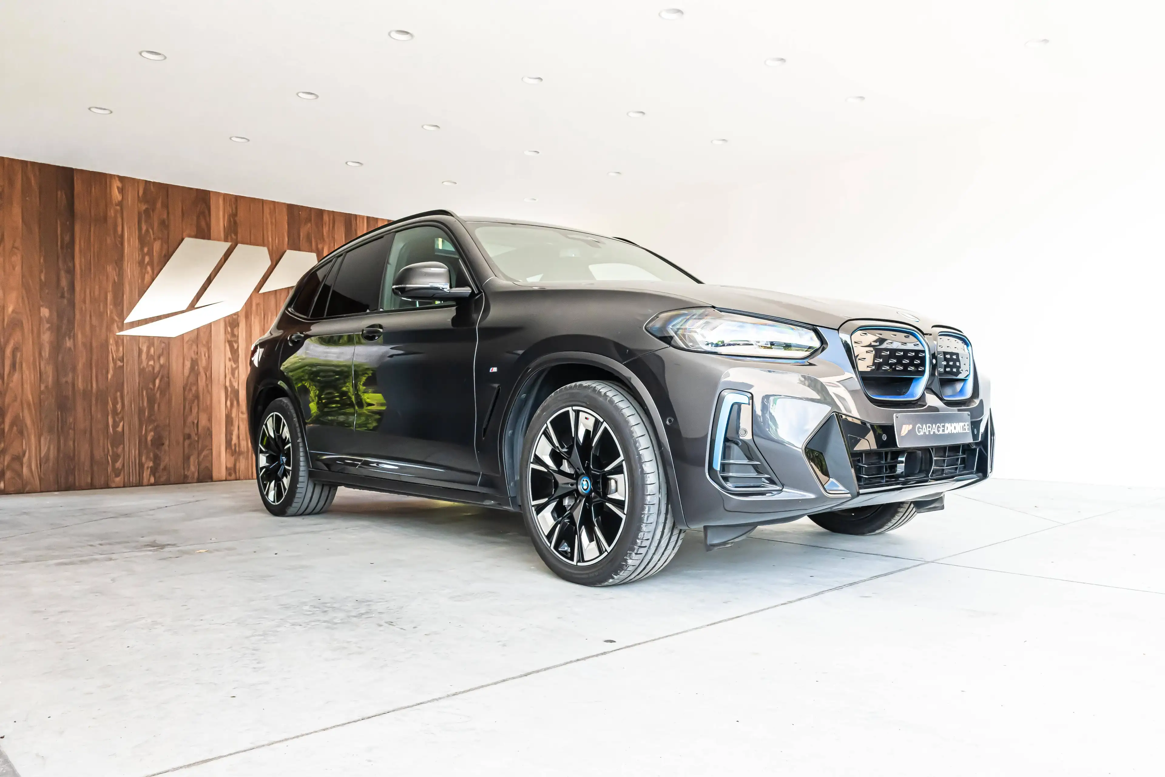BMW iX3 impressive, Head-Up, Pano, Harman Kardon — photo 4