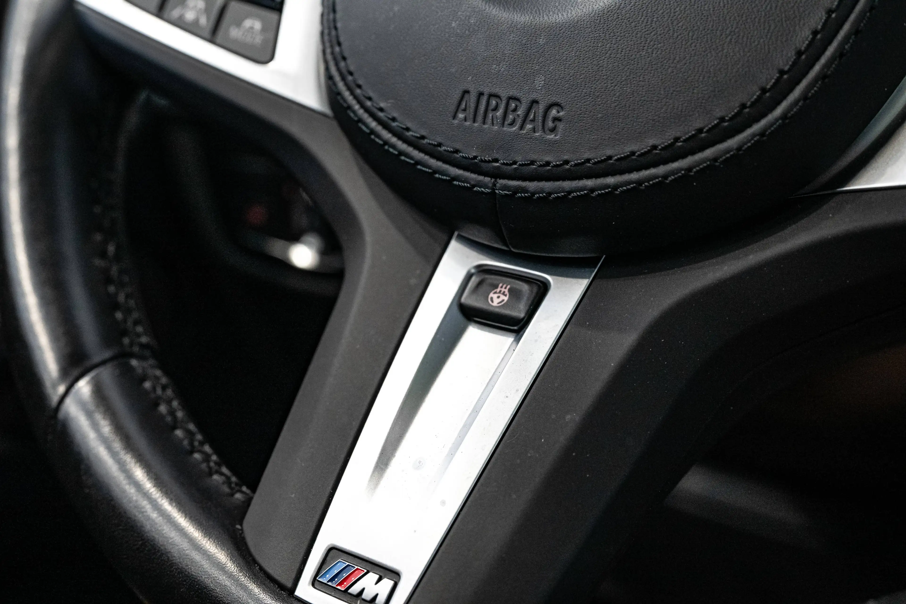 BMW iX3 impressive, Head-Up, Pano, Harman Kardon — photo 25