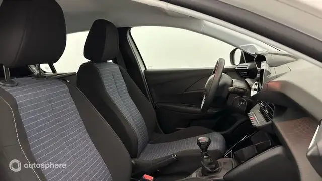 Peugeot 208 view 15