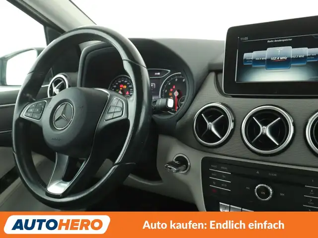 Mercedes-Benz B-Class view 13