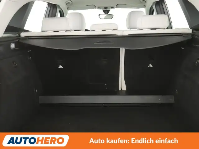 Mercedes-Benz B-Class view 17