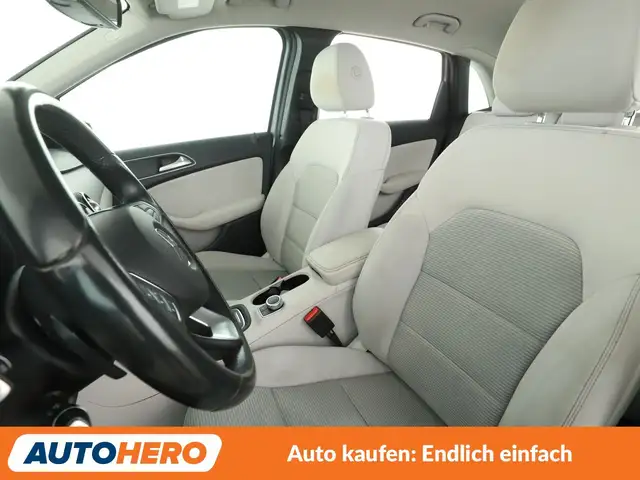 Mercedes-Benz B-Class view 10