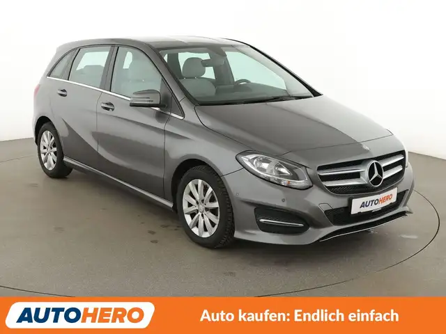 Mercedes-Benz B-Class view 8