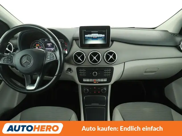 Mercedes-Benz B-Class view 12