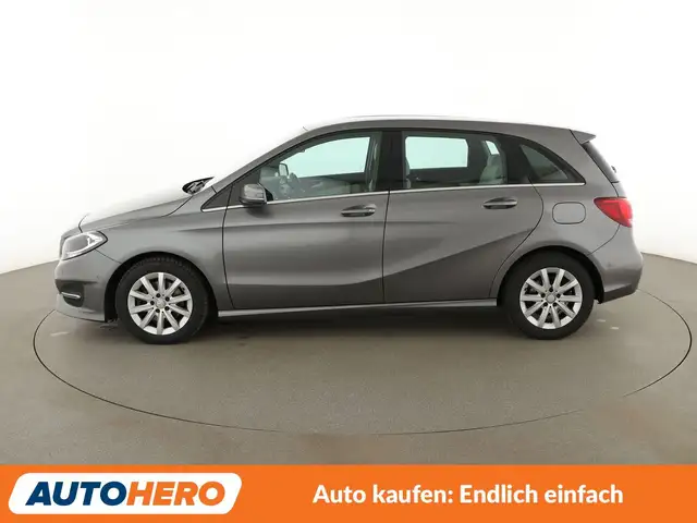 Mercedes-Benz B-Class view 3