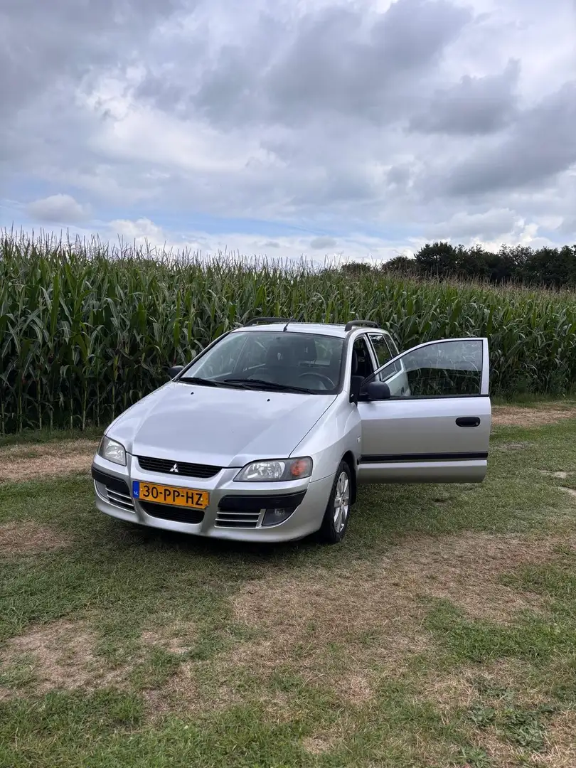 Mitsubishi Space Star 1.6 Motion Family - 1