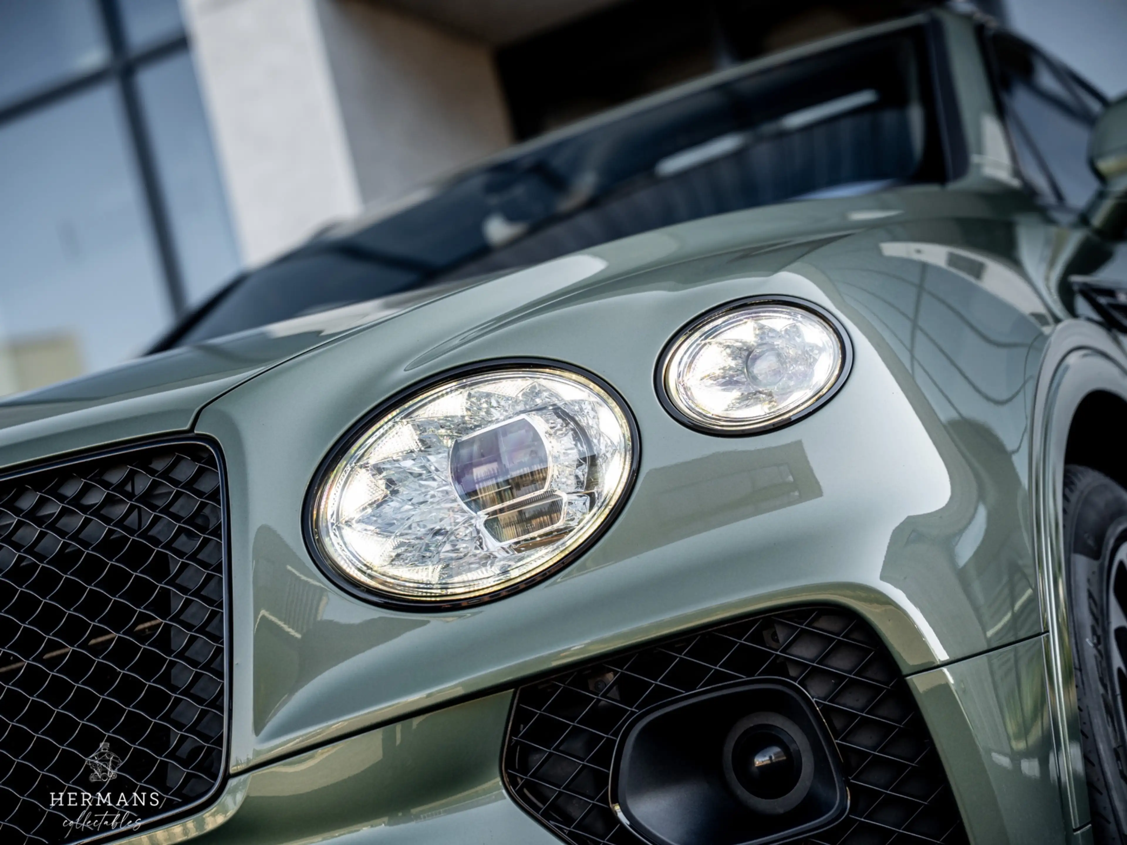 Bentley Bentayga 3.0 V6 Hybrid / Org. NL / Carbon / NAIM / Massage — photo 6