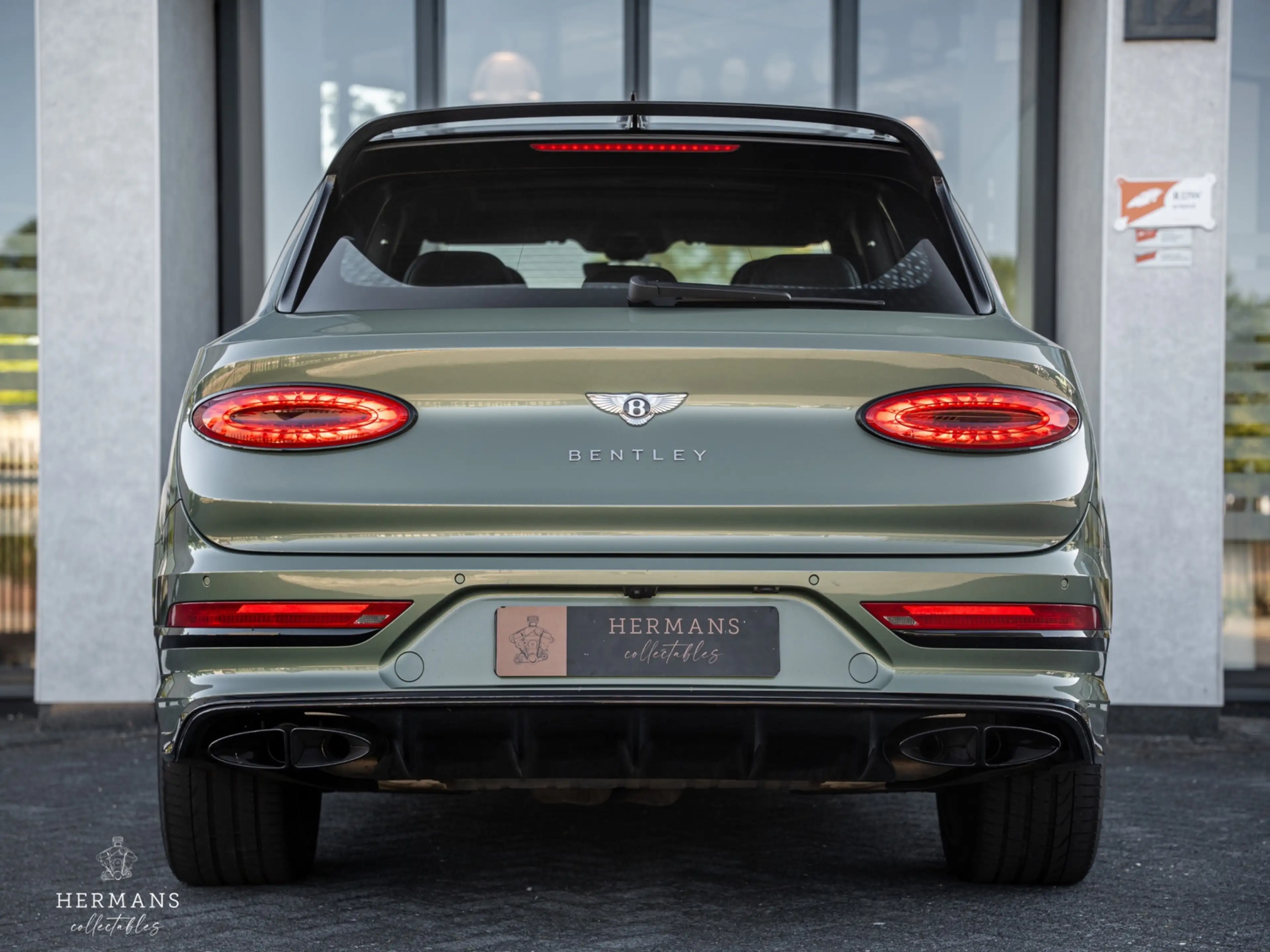 Bentley Bentayga 3.0 V6 Hybrid / Org. NL / Carbon / NAIM / Massage — photo 7