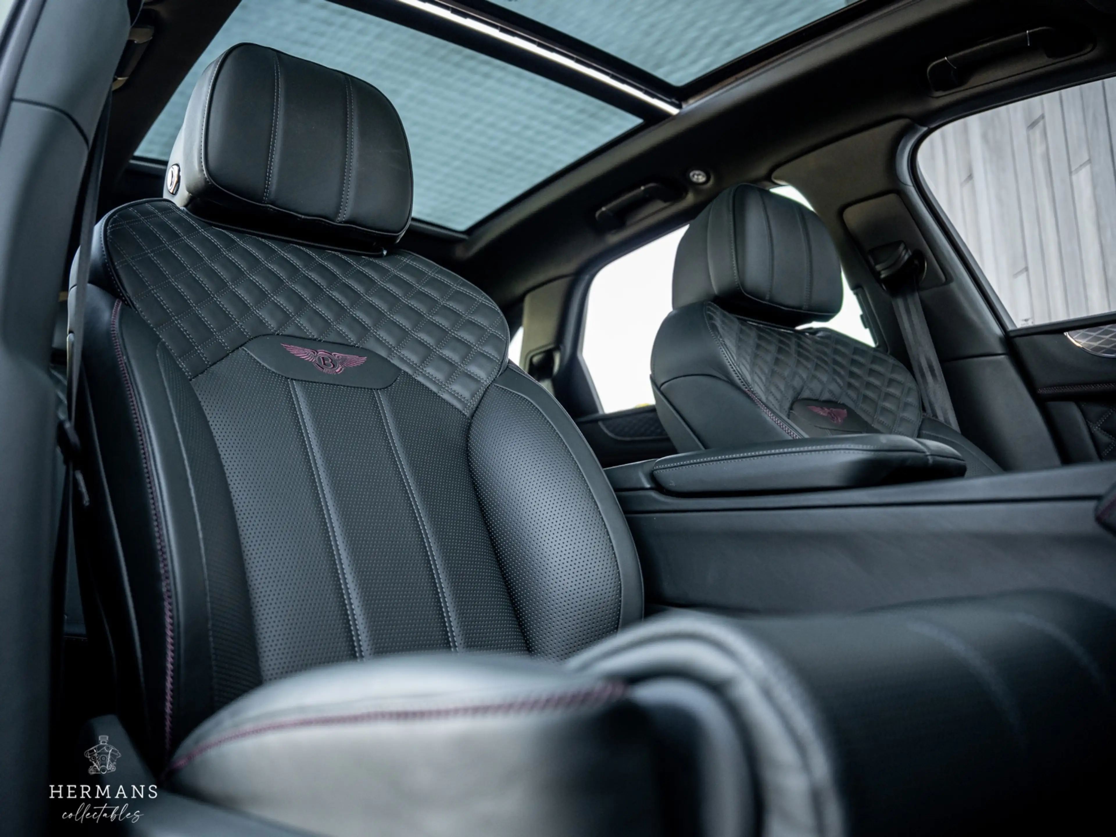 Bentley Bentayga 3.0 V6 Hybrid / Org. NL / Carbon / NAIM / Massage — photo 23