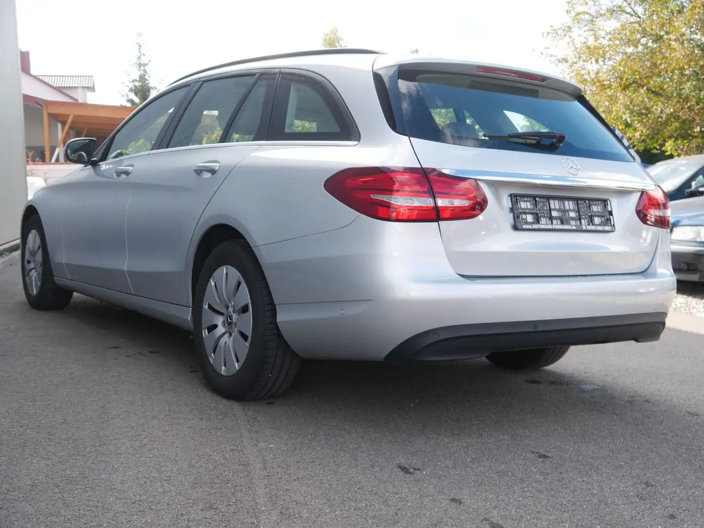 Mercedes-Benz C 200 T d G-Tronic Plus NAVI/LED/PDC/AHK Silber - 2