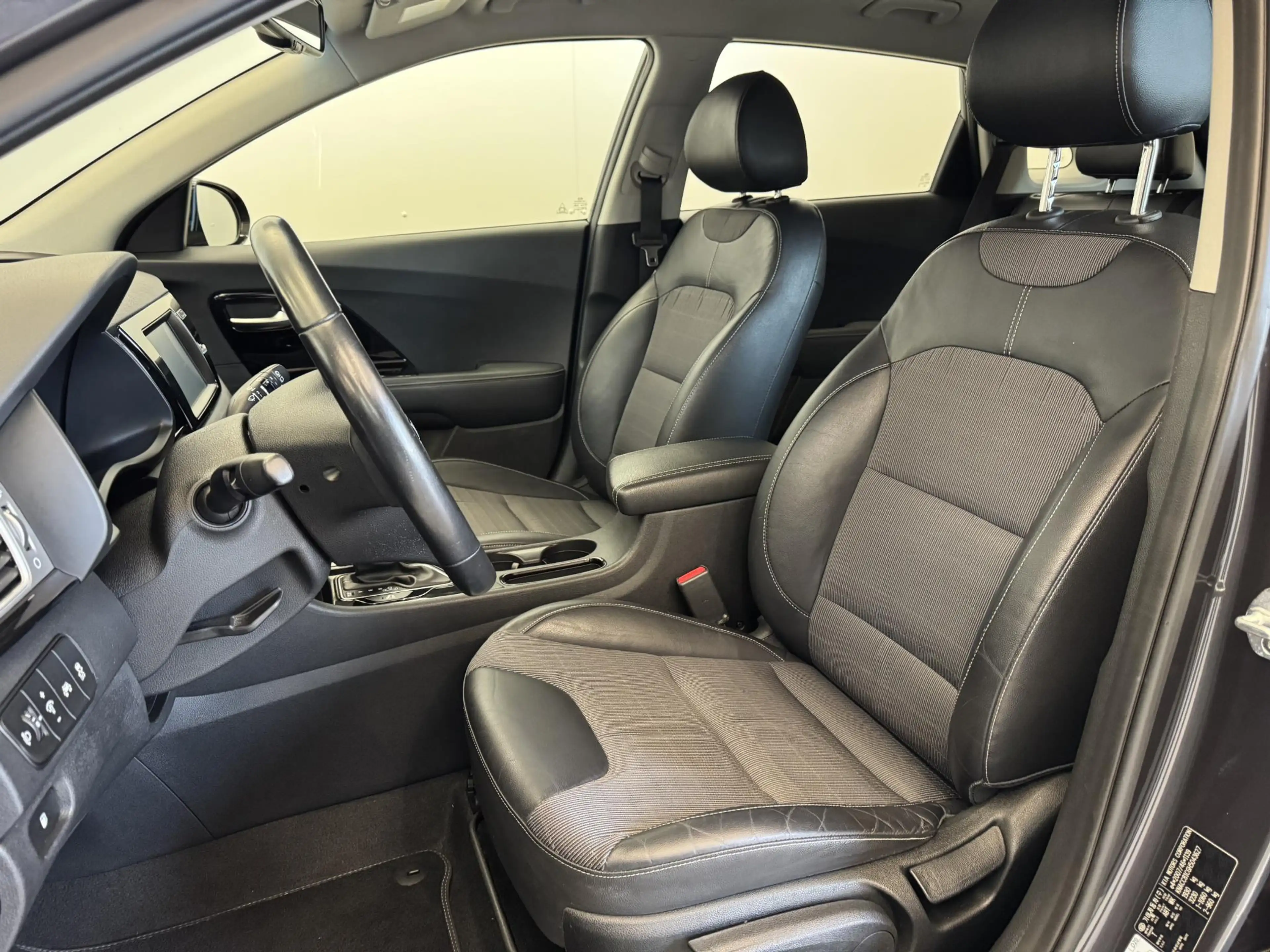 Kia Niro 1.6 GDi Hybrid First Edition | Clima | NL Auto | T — photo 12