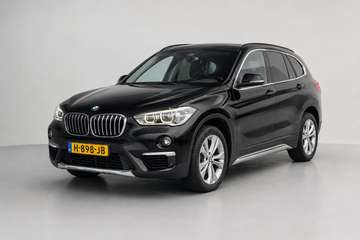 sDrive18i AUTOMAAT*CAMERA*SPORTSTOEL*NAVI*CRUISE*L