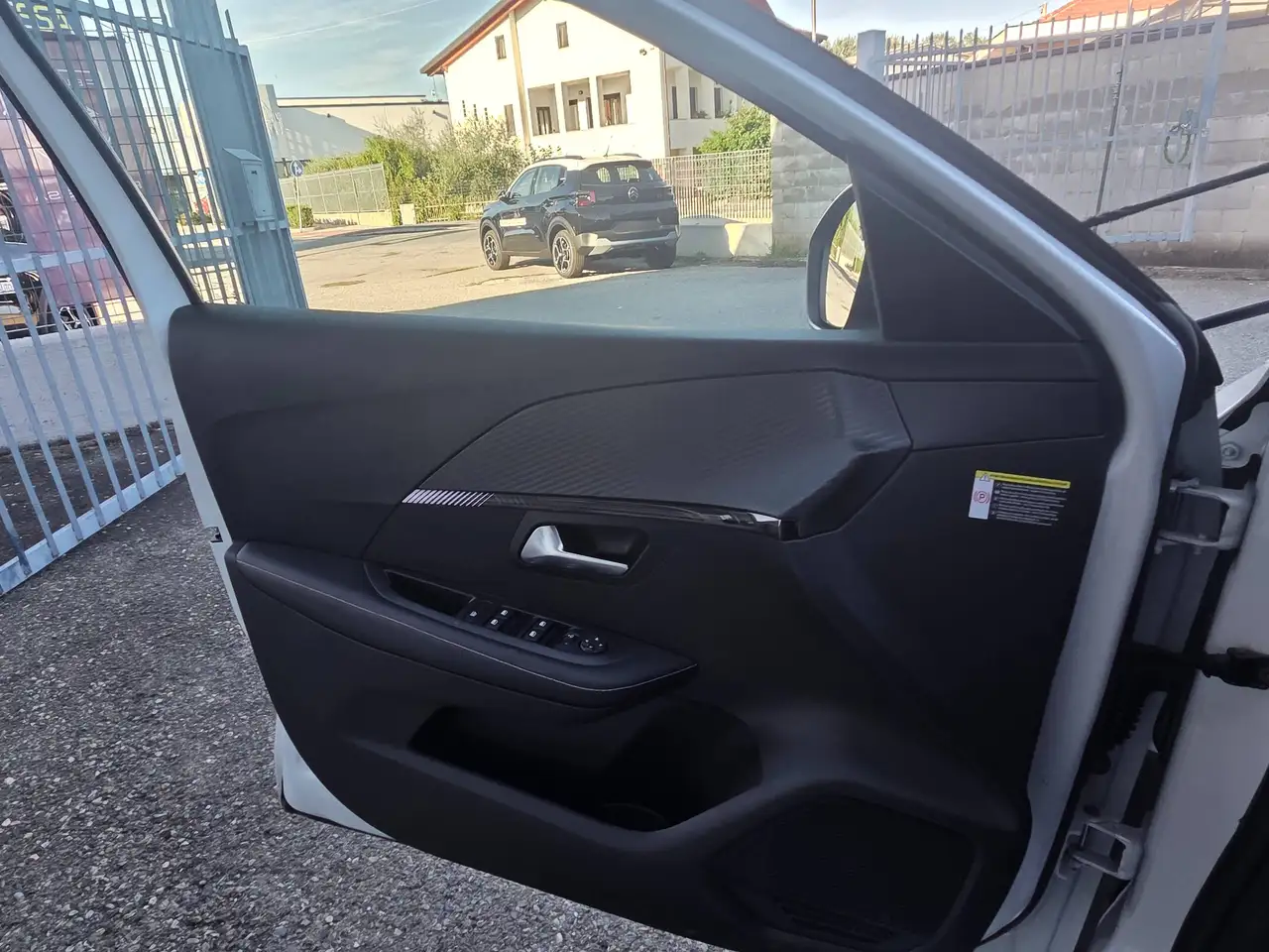 Peugeot 208 KM0 ALLURE 100 CV CON CAMERA 360° E NAVIGATOR, миниатюра 16