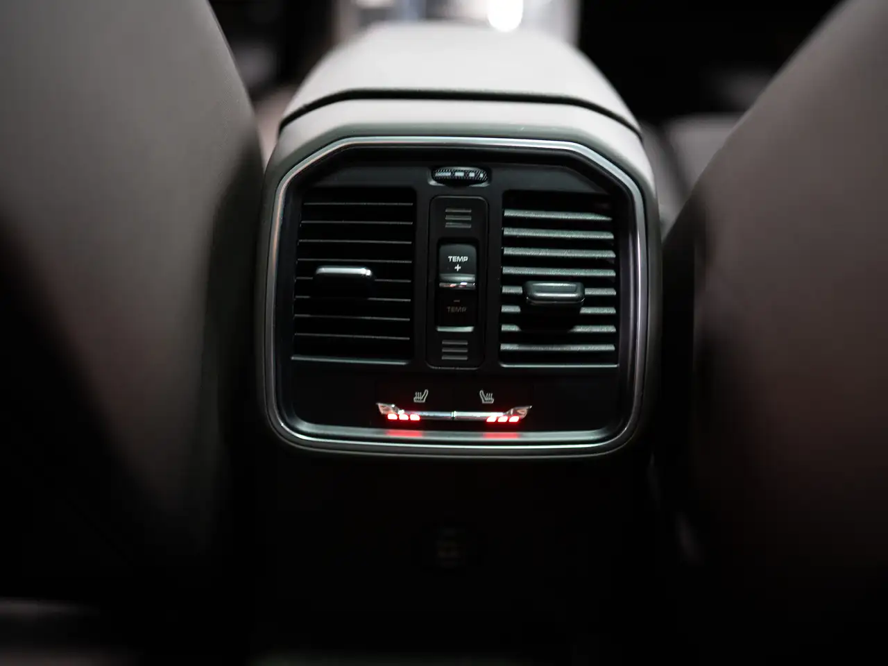 Porsche Macan снимка Porsche Macan