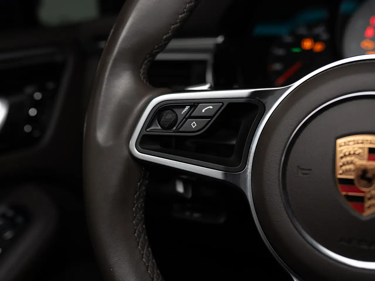 Porsche Macan снимка Porsche Macan