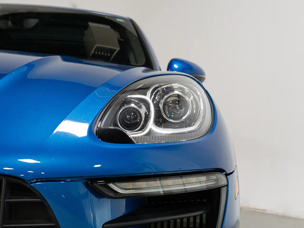 Porsche Macan снимка Porsche Macan