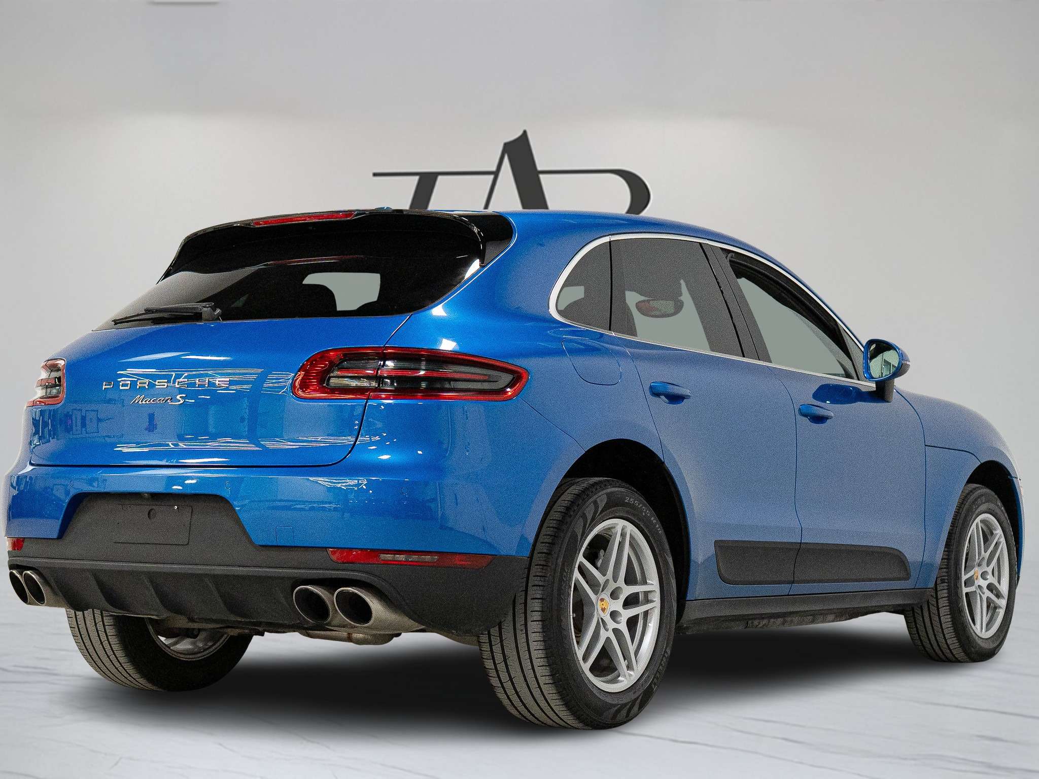 2018 Porsche Macan S | PREMIUM PLUS PKG | PANO | BOSE alt 4